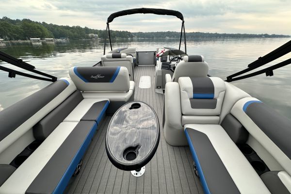 Sunchaser Eclipse 25 LR PSB Pontoon Boat