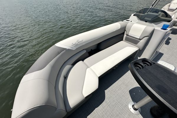 Eclipse 23 Fish Sunchaser Pontoon Boat