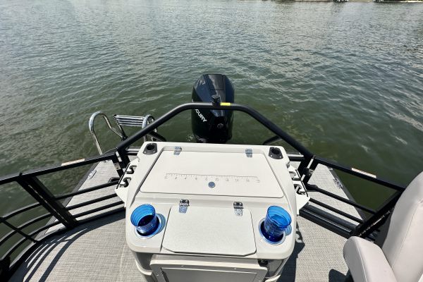 Eclipse 23 Fish Sunchaser Pontoon Boat