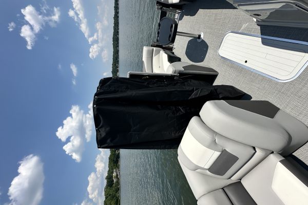 Eclipse 23 Fish Sunchaser Pontoon Boat