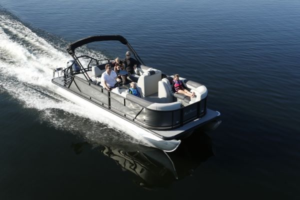 22 SB Sunchaser Pontoon Boat