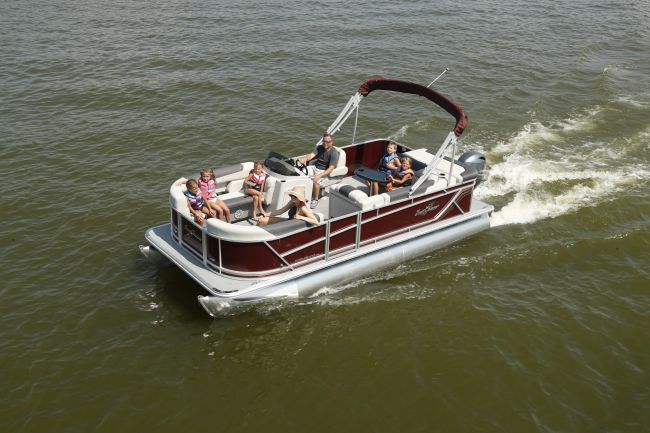 ジャン　バディスト　クルーズ Geneva Cruise - Best Pontoon Boat - Sunchaser Boats