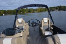 Eclipse 23 LR DH Sunchaser Pontoon Boat
