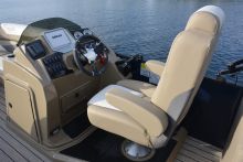 Eclipse 23 LR DH Sunchaser Pontoon Boat