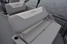 Eclipse 25 SSB Sunchaser Pontoon Boat