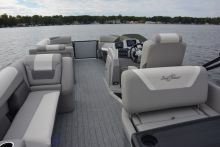 Eclipse 25 SSB Sunchaser Pontoon Boat