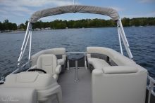 Vista 20 LR Sunchaser Pontoon Boat