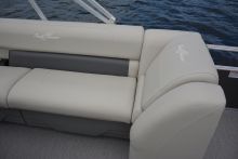 Vista 20 LR Sunchaser Pontoon Boat