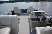Vista 18 Fish Sunchaser Pontoon Boat