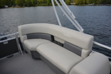 Vista 16 LR Sunchaser Pontoon Boat