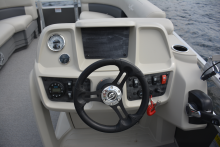 Vista 16 LR Sunchaser Pontoon Boat