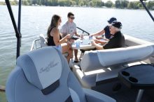Eclipse 25 SBX Sunchaser Pontoon Boat