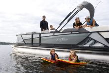 Eclipse 25 SBX Sunchaser Pontoon Boat