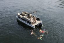 Vista 20 CRB Sunchaser Pontoon Boat 