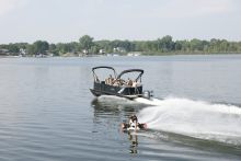 Geneva Sport 21 LR DH Sunchaser Pontoon Boat