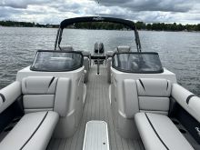 Sunchaser Pontoon Calais 25 LR DC