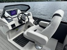 Sunchaser Pontoon Calais 25 LR DC