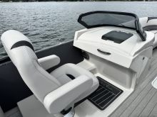 Sunchaser Pontoon Calais 25 LR DC