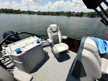Eclipse 23 Fish Sunchaser Pontoon Boat