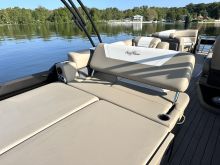Sunchaser Eclipse 25 SBX Bar Pontoon Boat