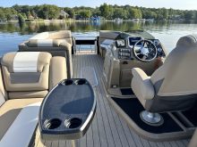 Sunchaser Eclipse 25 SBX Bar Pontoon Boat