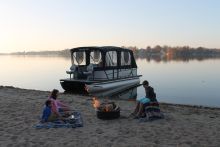 24 Voyager Sunchaser Pontoon Boat