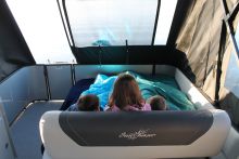 Geneva 24 Voyager Sunchaser Pontoon Boat