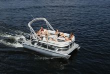 Vista 16 LR Sunchaser Pontoon Boat