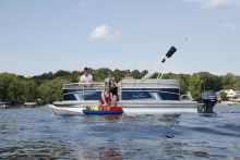 Vista 18 Fish Sunchaser Pontoon Boat