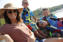 20 LR DH Sunchaser Pontoon Boat