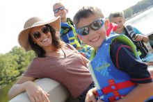 20 LR DH Sunchaser Pontoon Boat