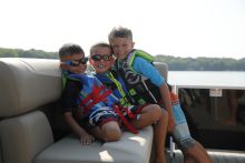 20 LR DH Sunchaser Pontoon Boat