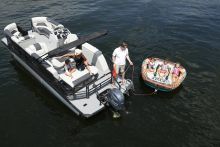 22 SB Sunchaser Pontoon Boat