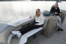 Eclipse 23 LR DH Sunchaser Pontoon Boat